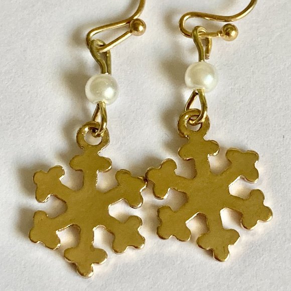 Snowflake Earrings Gold Plated Pearl White Glass Beads Christmas Winter Snow - Picture 10 of 12